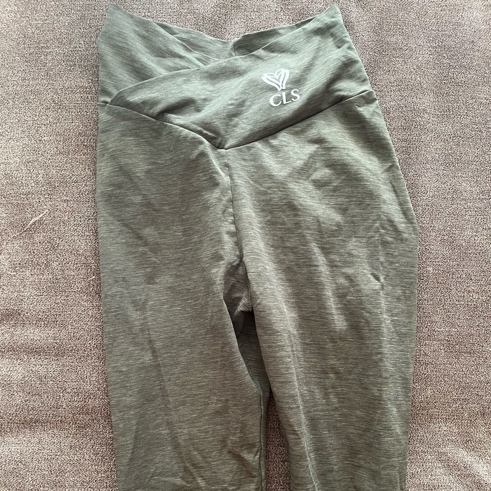 Booty scrunch leggings